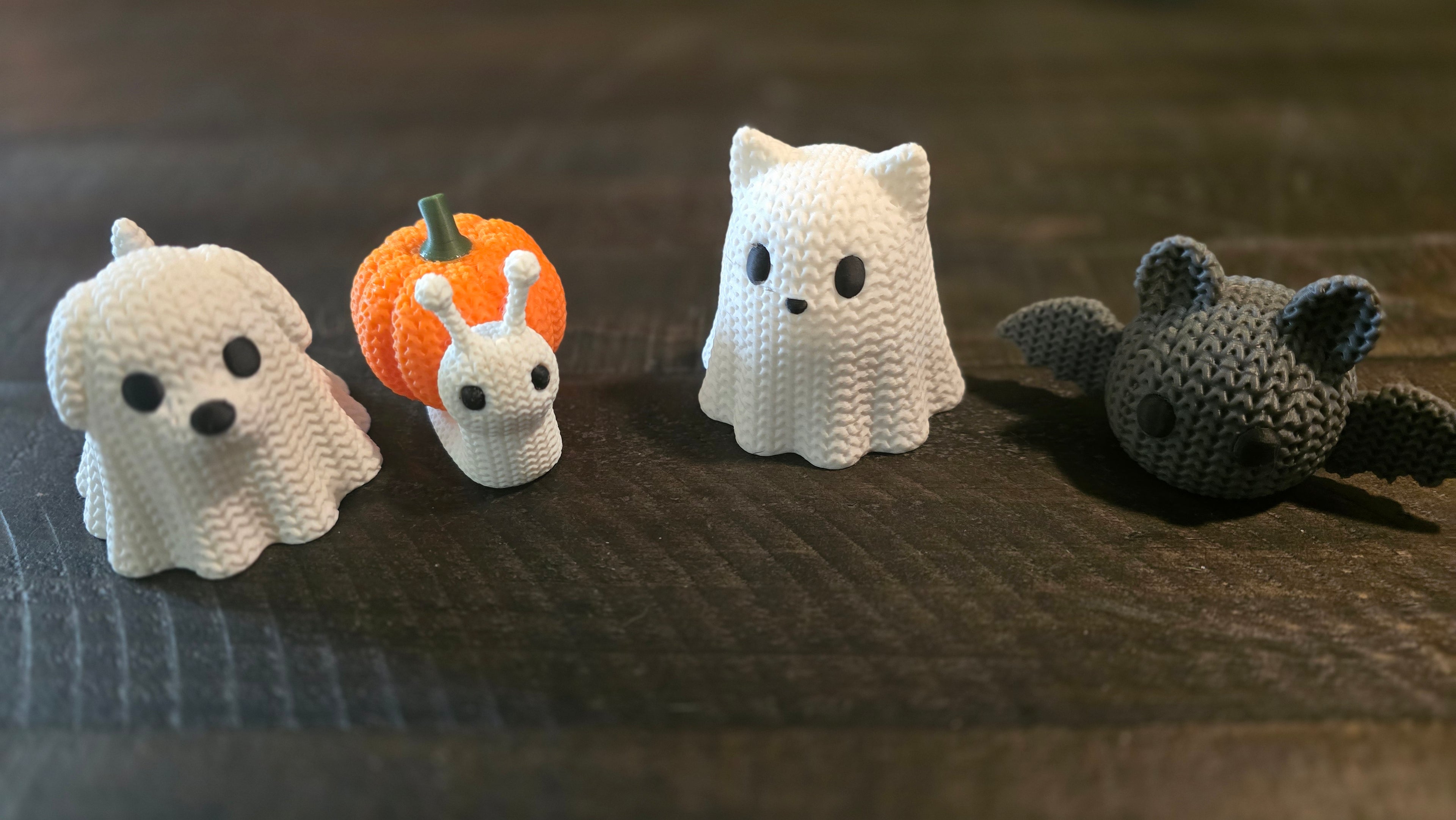 Cute Halloween Desk Buddies - Knitted Finish